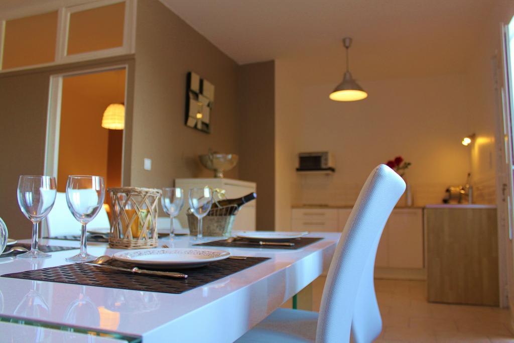 Le Haras Du Favry Apartamento Palinges Exterior foto
